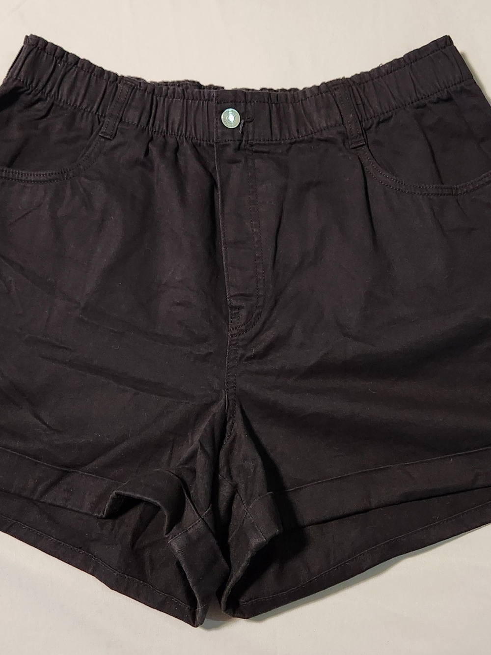 ​H&M Women's High-Waisted Cotton Twill Shorts - Black - Size L - NWT